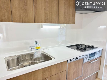 �L�b�`�� �Ǖt�L�b�`���́A�W�����č�ƂɎ��|����܂��I��Ƃ̓������N���N�I
�����̗��������肻���ł��ˁI���[�X�y�[�X���L�x�ŁA�����X�y�[�X���X�b�L���ƕЕt���Ђ�`�����p�ł��܂��I