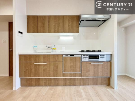 �L�b�`�� ���[�X�y�[�X���L�x�ŁA�����X�y�[�X���X�b�L���ƕЕt���Ђ�`�����p�ł��܂��I
���K�ɍ�Ƃ��ł��܂��I�����̗���������܂��I