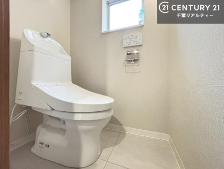 �g�C�� �X�^�C���b�V���ȃf�U�C���̂���􂢂ł��I
����₩�ŃX�b�L�������Ԃł��I������ꂪ���₷���g�C���ł��I