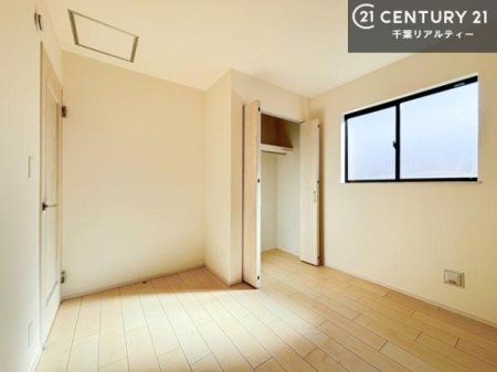 ���r���O�ȊO�̋��� ���[�X�y�[�X�����Ă��܂��I�������X�b�L�����ڂ��鎖���ł��܂��ˁB
�Ƌ��I�΂Ȃ��V���v���ȃf�U�C���ׁ̈A�Ƌ��I�΂����C�ɓ���̋�ԍ�肪�ł������ł��ˁB