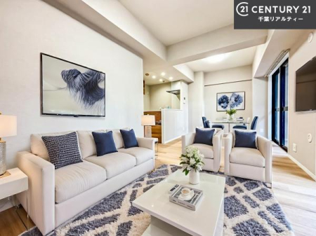 ���r���O �Ƌ��CG�p�[�X�ł��B�J�����̂���L�XLDK�I�\�t�@�[��_�C�j���O�e�[�u����u���Ă������ɂȂ�Ȃ��̂ŉ��K�ɉ߂����܂��I