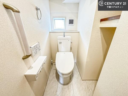 �g�C�� �������֍��ɂ��A�~��͕֍����g�����ł���̂ŗ₽���֍��ɍ��炸�ɍςފ������d�l�ł��I