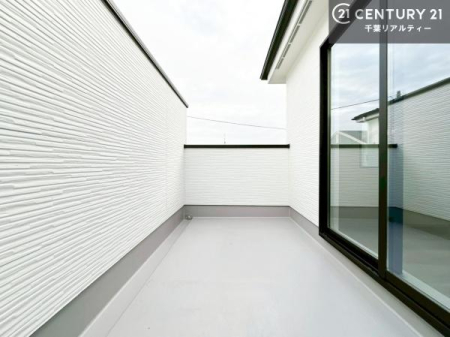 �o���R�j�[ �z������ǍD�ȃo���R�j�[�ł��I���ꂽ���ɂ͐�������n����J���I�Ȏ��Ԃ��y���߂܂��B�i�{�H��j
