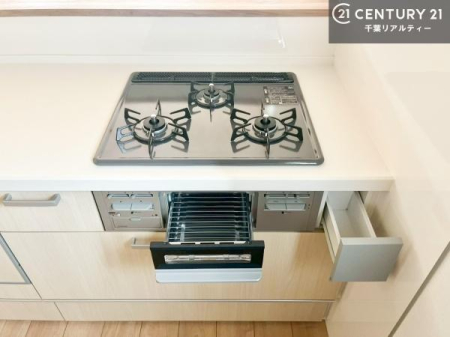 ���d�l�ʐ^(�L�b�`���j �R�����͎O������̂ł������̓����i�s���ł��܂��B
�������O�����t���ł��B�����X�y�[�X���L�X���Ă���׍�Ƃ����₷���I�g�����肪�ǂ��V�X�e���L�b�`���ł��I�i���d�l�j