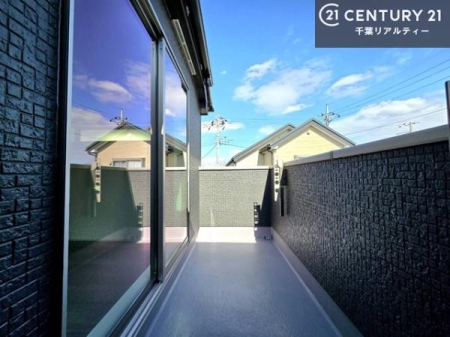 �o���R�j�[ �z������̗ǂ��o���R�j�[�ŁA�����󕨂��悭���������ł��ˁI
���V�C�̗ǂ����ɂ̓o���R�j�[�֏o�ă��t���b�V������̂��C�����悳�����ł��B