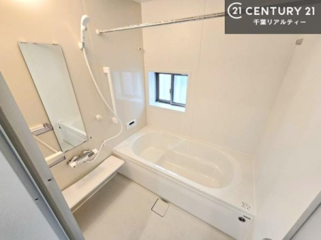 ���� �������������l�̕��͋C�̃o�X���[���́A�����o�Ă��ăo�X�^�C�����[���I
���d���撣���Ă��邲�J���ɂ��D�݂̓����̓����܂����āA�y����ł݂Ă͂������ł��傤���H