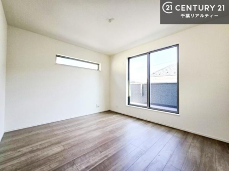 �Q�� �o���R�j�[�ɖʂ����m���́A���炩�Ȓ������������ސS�n�悢��ԁB�u�₩�Ȍ��ɕ�܂�ċC�����悭�ڊo�߂��邽�߁A�Q���ɍœK�Ȃ������ł��B���̊��C�₨�z�c���������K�ɍs���܂��B