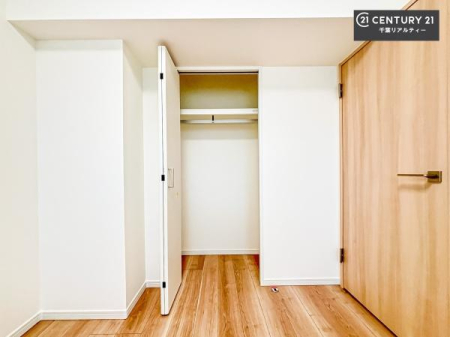 ���r���O�ȊO�̋��� �V���v���Ƀf�U�C������Ă��邽�߁A�Ƌ��I�т܂���I
���C�ɓ���̉Ƌ��u���Ă��낰���Ԃ���邱�Ƃ��ł��܂��B