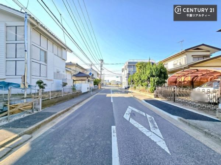 �O�ʓ��H�܂ތ��n�ʐ^ ���ӊ���A���q�l�̂���]�ɍ������������ꏏ�ɂ��ē���v���܂��B�Z��[���A�h�o�C�U�[�ɂ�邲���k������܂��B���Ђ͂��₢���킹�ɑ��Ή����܂��I���҂������܂���I