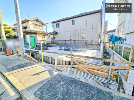 ���̑����n ���A�����������܂�����A�����̂��ē����\�ł��B�ʐ^�����ł͕�����Ȃ����邳��J�����A�Z�ݐS�n�̗ǂ����A���Ќ��n�ɂĂ��m�F���������B�V������炵�̑������A���Ђ��̋@��ɂ��̊����������B