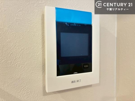 ���̑� TV���j�^�[�t�C���^�[�t�H���������B���K�҂̊���m�F���Ă���Ή��ł��邽�߁A�h�Ɩʂɂ��z�����ꂽ���S�̐ݔ��ł��B