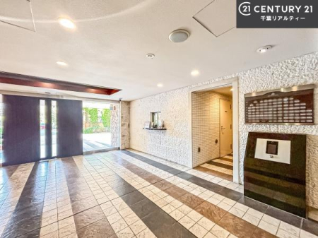 �G���g�����X ��؂Ȃ��q�l�����o�}������G���g�����X�B�z��������ǂ��S�n�̗ǂ���Ԃł��B