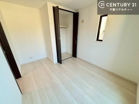 �q������ ���[�X�y�[�X����������m�ۂ���Ă��邽�߁A���������w�p�i���T�b�ƕЕt���A���ł��X�b�L���B
�Y��ȋ�Ԃ��ۂĂ܂��I