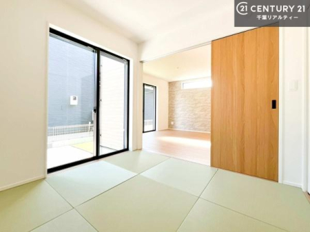 �a�� ���r���O�Ɨאڂ����a���ł��I�Ǝ��̋x�e�X�y�[�X��L�b�Y�X�y�[�X�Ƃ��Ċ��p����̂��悳�����ł��ˁI
�a���̎g�����͖�����I