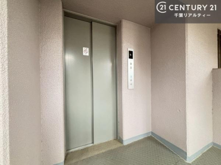 ���̑����p�� �G���x�[�^�[�����ŁA���X�̈ړ������K�B
�����̓��₨�ו��̑������ł��A�X���[�Y�ɂ��A��������܂��I