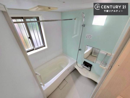 ���� 1���̔�����������Ɩ����Ă���闁���ł��B
�������̑f�G�ȃ����N�[�[�V�����ꏊ�ł��ˁB