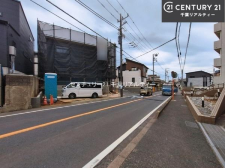 �O�ʓ��H�܂ތ��n�ʐ^ �O�ʓ��H��8���~4���I
�Ԍɓ��ꂪ���ȕ������S�ł��ˁB