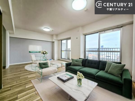 ���r���O �Ƌ��CG�p�[�X�ł��B�J�����̂���L�XLDK�I�\�t�@�[��_�C�j���O�e�[�u����u���Ă������ɂȂ�Ȃ��̂ŉ��K�ɉ߂����܂��I�R�~���j�P�[�V���������₷�����r���O�ł��I