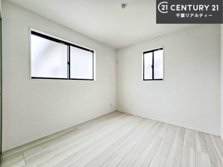 �m�� 2�ʍ̌����m�ۂ������邢�����́A���ʂ����ǂ��A���邭��ϋ��S�n�̗ǂ���ԂƂȂ��Ă���܂��B�����b�N�X���ĉ߂�����S�n�̗ǂ��������ł��I