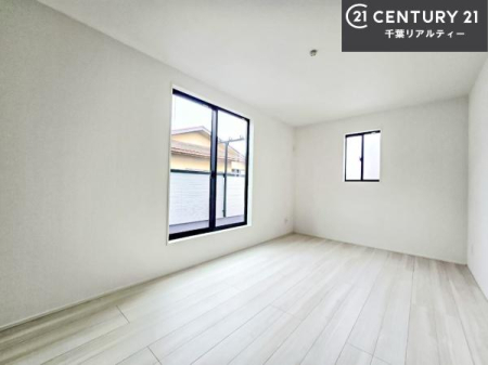 �m�� �o���R�j�[�ɖʂ��Ă���m���ł��B���邭�����肪����A���C����������ł��܂��I