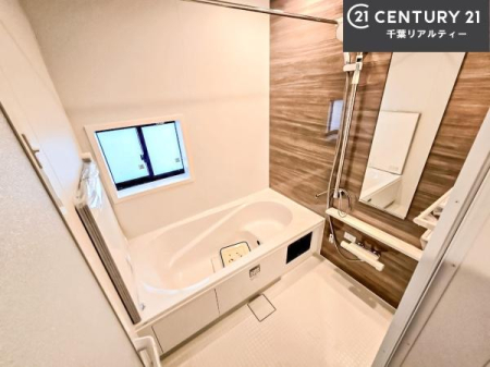 ���� �������������l�̕��͋C�̃o�X���[���́A�����o�Ă��ăo�X�^�C�����[���I
���d���撣���Ă��邲�J���ɂ��D�݂̓����̓����܂����āA�y����ł݂Ă͂������ł��傤���H