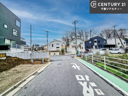 �O�ʓ��H�܂ތ��n�ʐ^ ���ӊ���A���q�l�̂���]�ɍ������������ꏏ�ɂ��ē���v���܂��B�Z��[���A�h�o�C�U�[�ɂ�邲���k������܂��B���Ђ͂��₢���킹�ɑ��Ή����܂��I���҂������܂���I