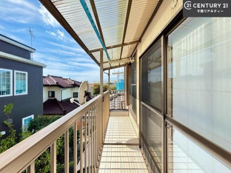 �o���R�j�[ �z������̗ǂ��o���R�j�[�ŁA�����󕨂��悭���������ł��ˁI
���V�C�̗ǂ����ɂ̓o���R�j�[�֏o�ă��t���b�V������̂��C�����悳�����ł��B