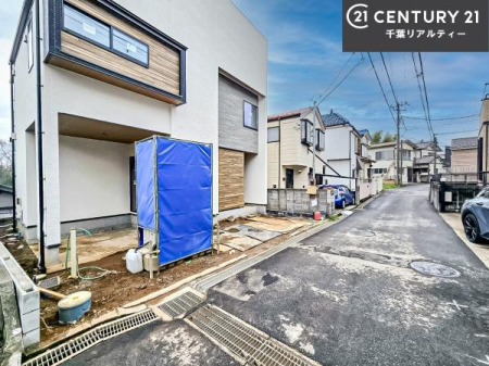 �O�ʓ��H�܂ތ��n�ʐ^ �O�ʓ��H��4���I�z����ǍD�ȗ��n�ł��B
�Ԍɓ��ꂪ���ȕ������S�ł��ˁB