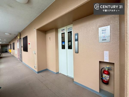 ���̑����p�� �G���x�[�^�[�����ŁA���X�̈ړ������K�B
�����̓��₨�ו��̑������ł��A�X���[�Y�ɂ��A��������܂��I