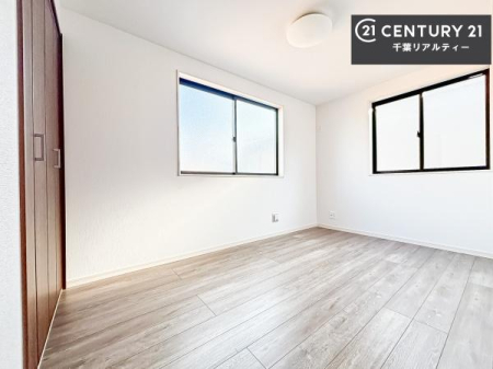 �m�� 2�ʍ̌����m�ۂ������邢�����́A���ʂ����ǂ��A���邭��ϋ��S�n�̗ǂ���ԂƂȂ��Ă���܂��B�����b�N�X���ĉ߂�����S�n�̗ǂ��������ł��I