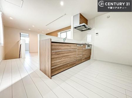 �L�b�`�� ���[�X�y�[�X���L�x�ŁA�����X�y�[�X���X�b�L���ƕЕt���Ђ�`�����p�ł��܂��I
���K�ɍ�Ƃ��ł��܂��I�����̗���������܂��I