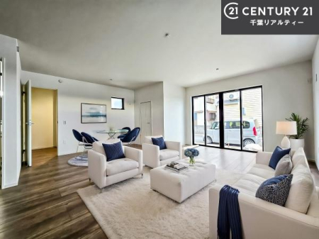 ���r���O �Ƌ��CG�p�[�X�ł��B��؂ȉƑ����W�܂邩�炱��LDK�ɂ͂�����肽���B
�q�����������C�ɏ΂��Ȃ��瑖�����Ă���p�����������u�L���Ƃɂ��ėǂ������v�Ǝv���u�Ԃł��B