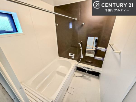 ���� �������������l�̕��͋C�̃o�X���[���́A�����o�Ă��ăo�X�^�C�����[���I
���d���撣���Ă��邲�J���ɂ��D�݂̓����̓����܂����āA�y����ł݂Ă͂������ł��傤���H