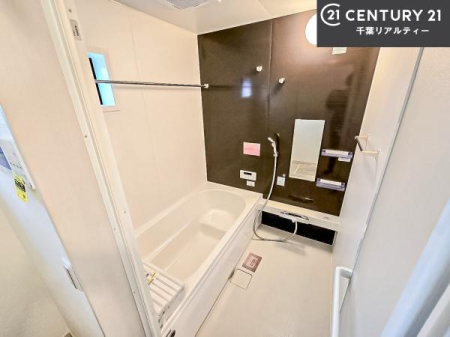 ���� �������������l�̕��͋C�̃o�X���[���́A�����o�Ă��ăo�X�^�C�����[���I
���d���撣���Ă��邲�J���ɂ��D�݂̓����̓����܂����āA�y����ł݂Ă͂������ł��傤���H