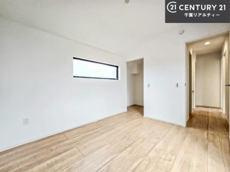 ���r���O�ȊO�̋��� �V���v���Ƀf�U�C������Ă��邽�߁A�Ƌ��I�т܂���I
���C�ɓ���̉Ƌ��u���Ă��낰���Ԃ���邱�Ƃ��ł��܂��B