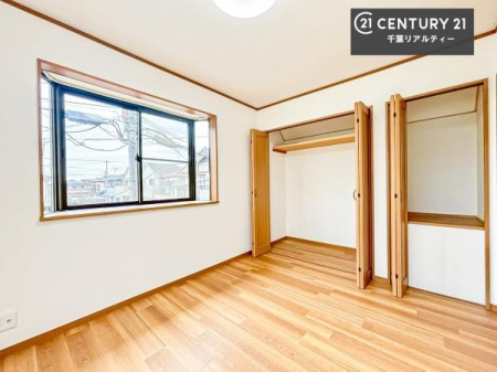 �q������ ���[�X�y�[�X����������m�ۂ���Ă��邽�߁A���������w�p�i���T�b�ƕЕt���A���ł��X�b�L���B
�Y��ȋ�Ԃ��ۂĂ܂��I