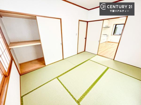 �a�� �a���ł͂��q�l���]��ł����������S�z�͂قƂ�ǂ���܂���B
�Ǝ��̍��ԂɃ}�}��p�p���Q�����Ŏg����x�e�X�y�[�X�Ƃ��Ă����p�I