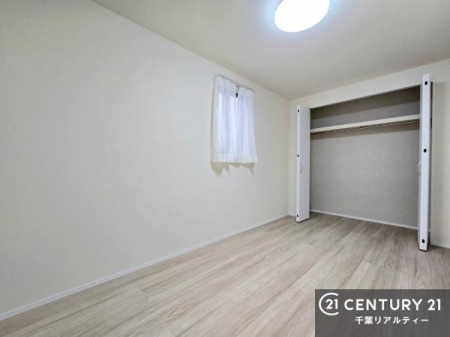 �q������ �|���o�������Ȃ��������́A���q�l�̂������Ƃ��Ă����S�ł��I
���[�X�y�[�X���[�����Ă���̂ŎU�炩�������������T�b�ƕЕt�����܂��I