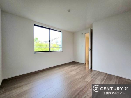 �q������ �V���v���Ń��C�A�E�g���₷���m���́A���q�l�̂������Ƃ��Ă��œK�B�����ɍ��킹�ď_��ɂ��g�����������܂��B