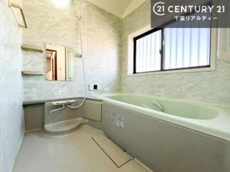 ���� 1���̔�����������Ɩ����Ă���闁���ł��B
�������̑f�G�ȃ����N�[�[�V�����ꏊ�ł��ˁB