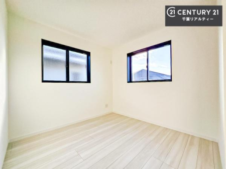 �m�� 2�ʍ̌����m�ۂ������邢�����́A���ʂ����ǂ��A���邭��ϋ��S�n�̗ǂ���ԂƂȂ��Ă���܂��B�����b�N�X���ĉ߂�����S�n�̗ǂ��������ł��I