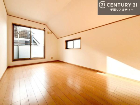 �Q�� �o���R�j�[�ɖʂ��Ă���m���ł��B���邭�����肪����A���C����������ł��܂��I���N���āA�O�ɏo�Ĕw�L�т����[�ċz�����ǂ������}������邱�Ƃ��ł��܂��B