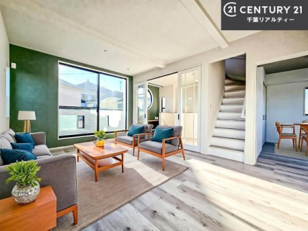 ���r���O �Ƌ��CG�p�[�X�ł��B�S�n�ǂ����r���O�͉Ƒ������R�ƏW�܂�܂��B�Ƒ��c�R�̎��Ԃ����������ł��B���Ƒ��ƁA����w�[���������Ԃ��߂��������ł��ˁB