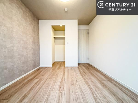 ���r���O�ȊO�̋��� �V���v���Ƀf�U�C������Ă��邽�߁A�Ƌ��I�т܂���I
���C�ɓ���̉Ƌ��u���Ă��낰���Ԃ���邱�Ƃ��ł��܂��B