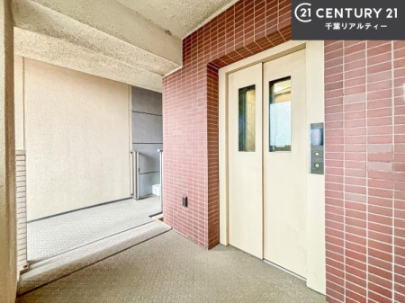 ���̑����p�� �G���x�[�^�[�����ŁA���X�̈ړ������K�B
�����̓��₨�ו��̑������ł��A�X���[�Y�ɂ��A��������܂��I