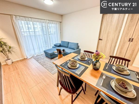 ���r���O �S�n�ǂ����r���O�͉Ƒ������R�ƏW�܂�܂��B�Ƒ��c�R�̎��Ԃ����������ł��B���Ƒ��ƁA����w�[���������Ԃ��߂��������ł��ˁB���邭�J���I�ȋ�Ԃł��B