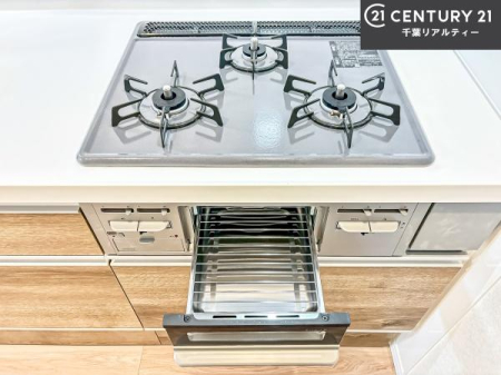 �L�b�`�� �R�����͎O������̂ł������̓����i�s���ł��܂��B
�������O�����t���ł��B�����X�y�[�X���L�X���Ă���׍�Ƃ����₷���I�g�����肪�ǂ��V�X�e���L�b�`���ł��I