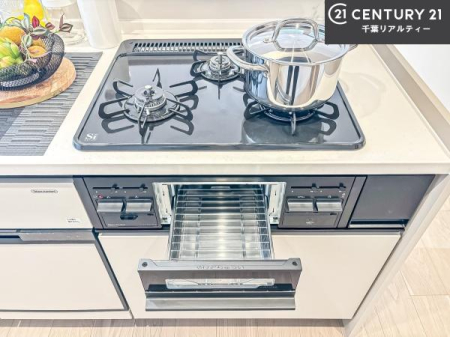 �L�b�`�� �R�����͎O������̂ł������̓����i�s���ł��܂��B
�������O�����t���ł��B�����X�y�[�X���L�X���Ă���׍�Ƃ����₷���I�g�����肪�ǂ��V�X�e���L�b�`���ł��I