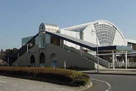 ���ӊ� �y�w�z���X��w(JR ���c��)�F1300m