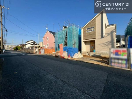 �O�ʓ��H�܂ތ��n�ʐ^ ���ӊ���A���q�l�̂���]�ɍ������������ꏏ�ɂ��ē���v���܂��B�Z��[���A�h�o�C�U�[�ɂ�邲���k������܂��B���Ђ͂��₢���킹�ɑ��Ή����܂��I���҂������܂���I